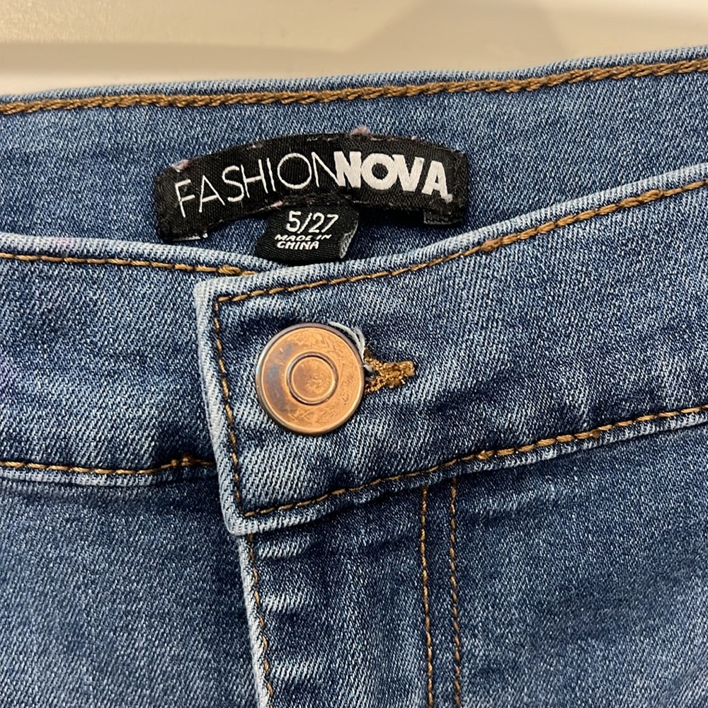 Jeans - Picture 3 of 4